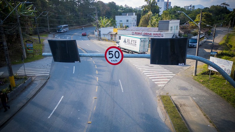 Medidores de velocidade de Blumenau passam por verificação nesta semana