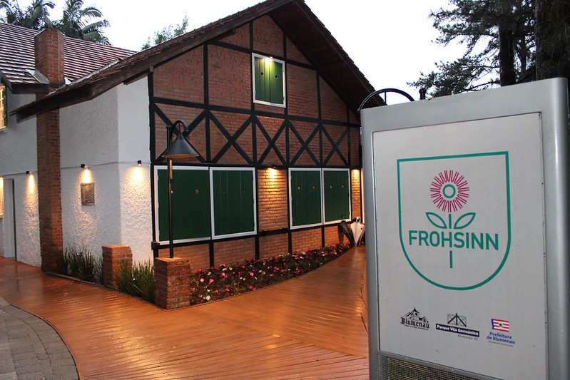 Frohsinn abre ao público com direito a exposição sobre a história da Oktoberfest Blumenau