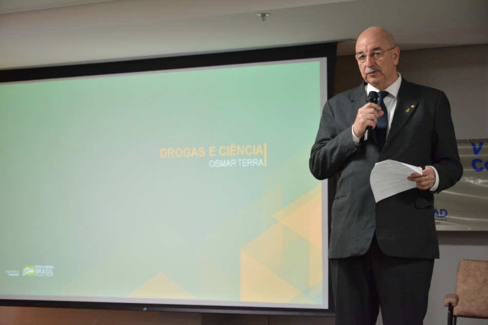 Ministro Osmar Terra realiza palestra em Blumenau nesta quarta-feira, dia 11