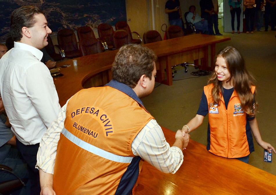 Solenidade empossa novos Agentes Mirins 