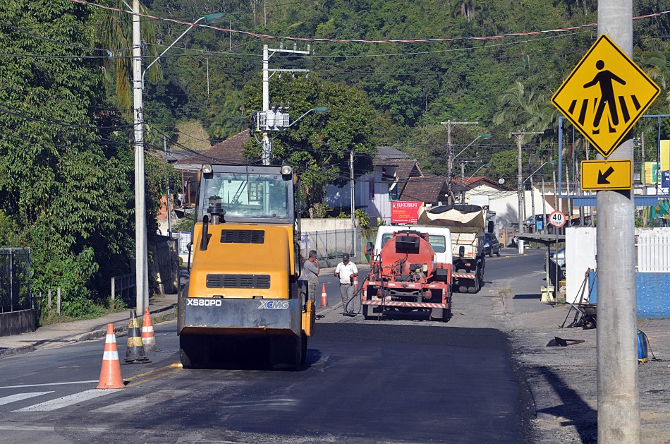 Recuperação asfáltica da rua General Osório avança para segundo trecho