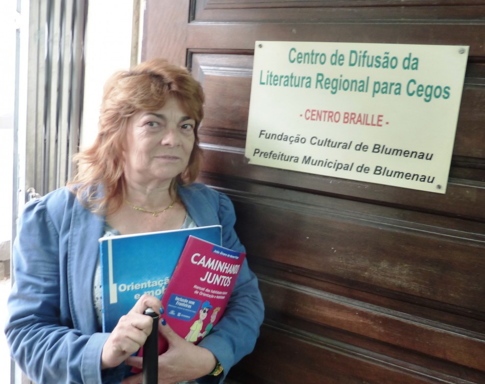 Centro Braille orienta educadores do EJA e Acevali