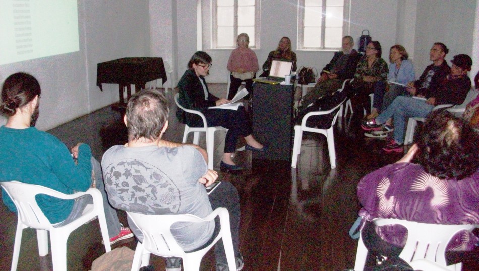 Artistas prestigiam oficina organizada pelo MAB