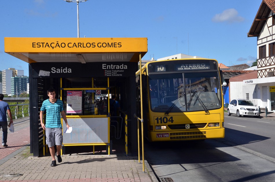 Jogo do Brasil terá reforço no transporte coletivo