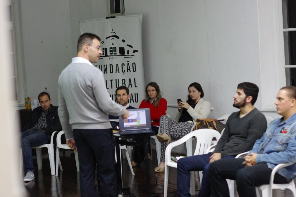 Acib Jovem conhece atividades da Fundação Cultural