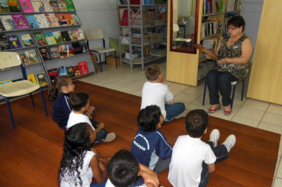 Ciranda de Leitura mobiliza estudantes