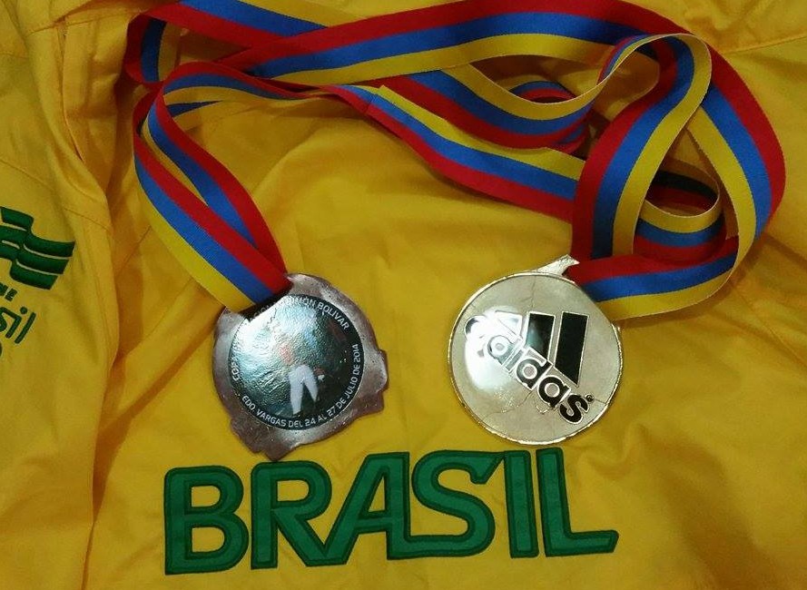 Maike fatura o bronze na Copa Simon Bolívar e assegura vaga no Mundial
