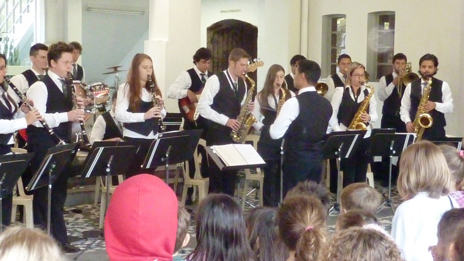 Banda Municipal faz show na festa de Blumenau