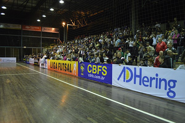 Blumenau conta com casa cheia para duelo contra a Assoeva
