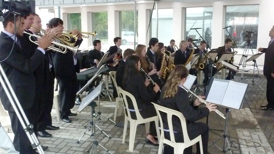 FCB estreia projeto que leva cultura aos bairros