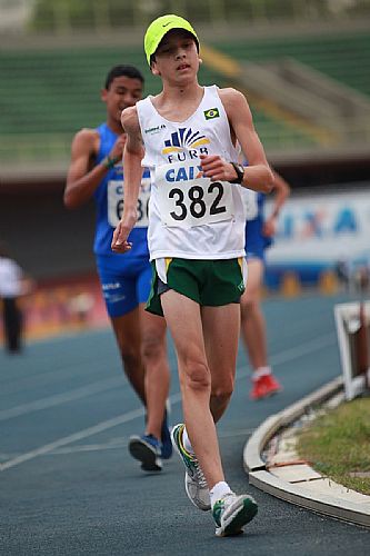 Blumenauense conquista medalha de ouro no Brasileiro Caixa de Menores
