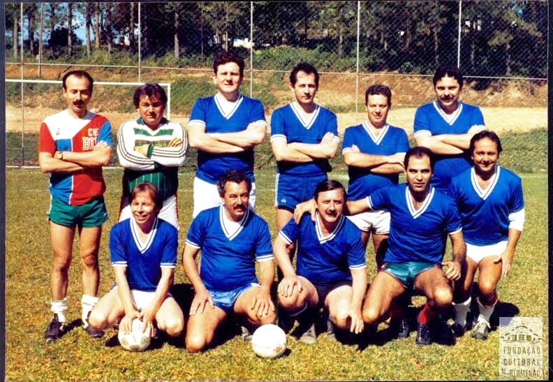 Memória Digital: uma equipe de secretários