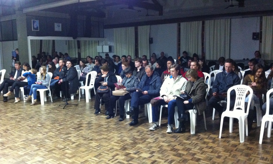 Kapelle encanta em show promovido em Indaial