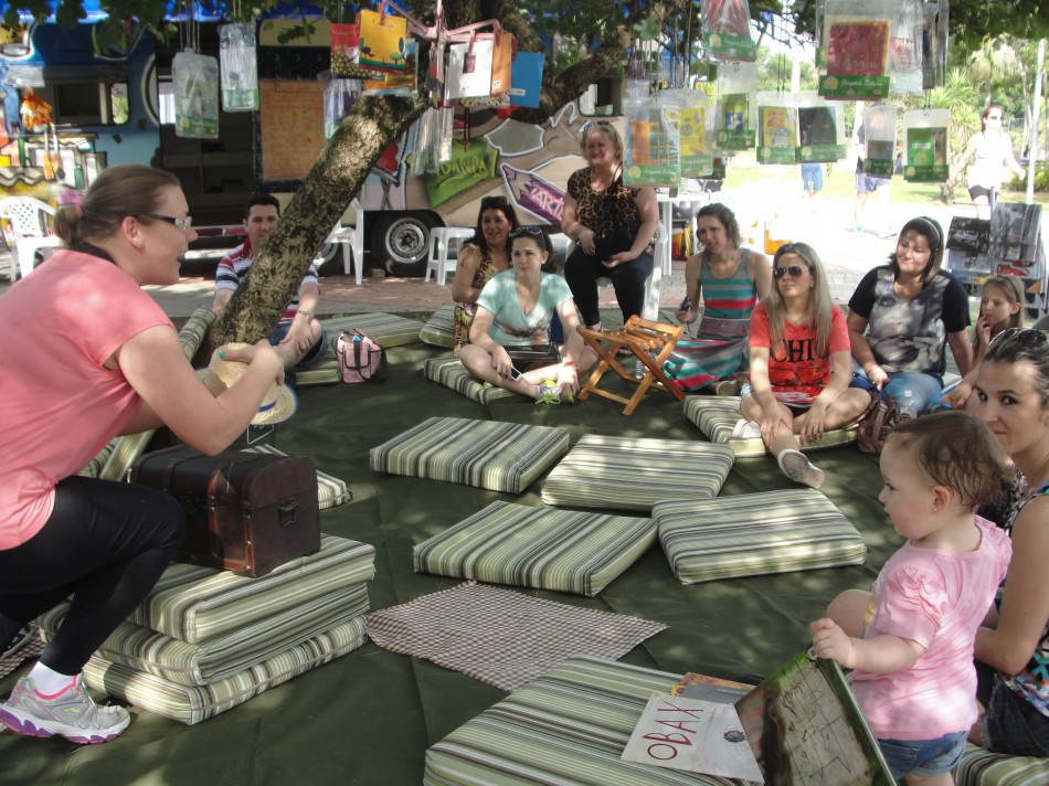 Blumenauenses se reencontram no Parque da Leitura