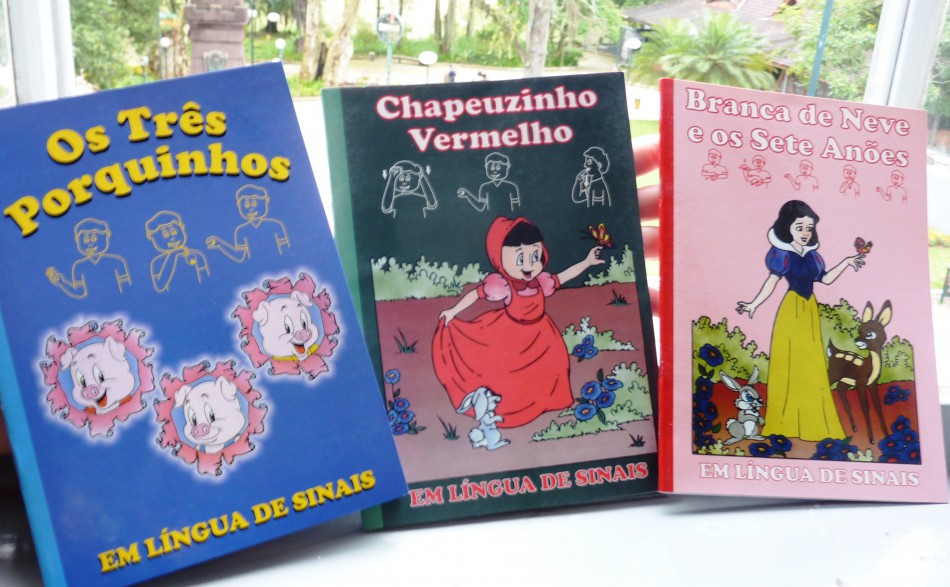 Parque da Leitura atende deficientes auditivos