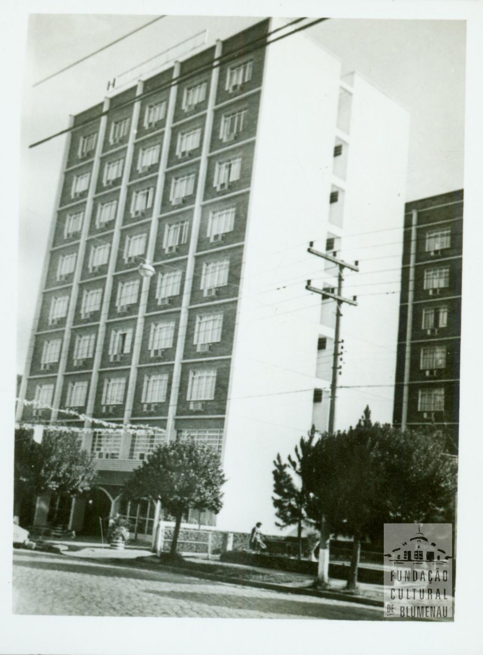 Memória Digital: cidade ganha mais um hotel