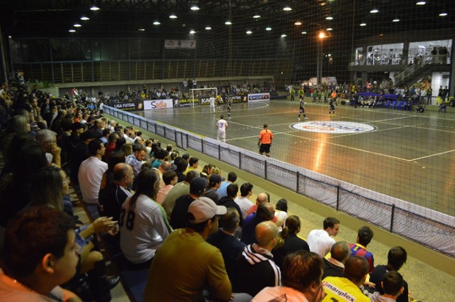 Blumenau enfrenta o Brasil Kirin nesta quarta-feira 