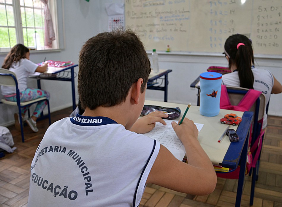Educação prepara avaliação institucional da rede municipal de ensino