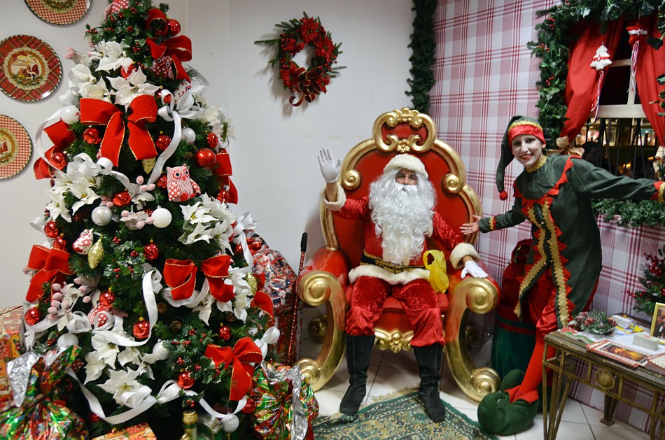 Weihnachtsdorf realiza ação especial para alunos da Apae na quinta-feira