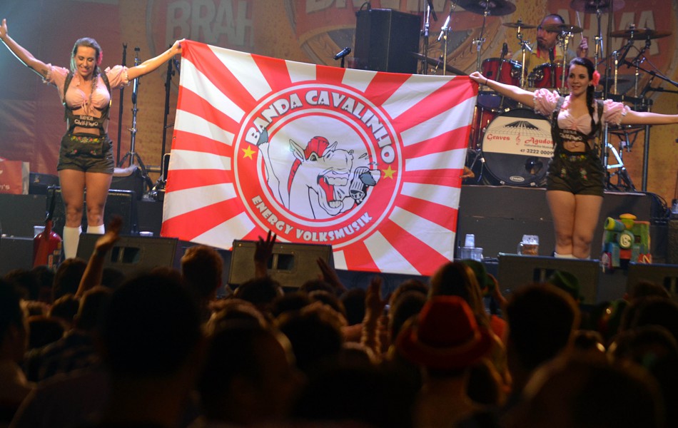 Banda Cavalinho agita a sexta noite da Sommerfest