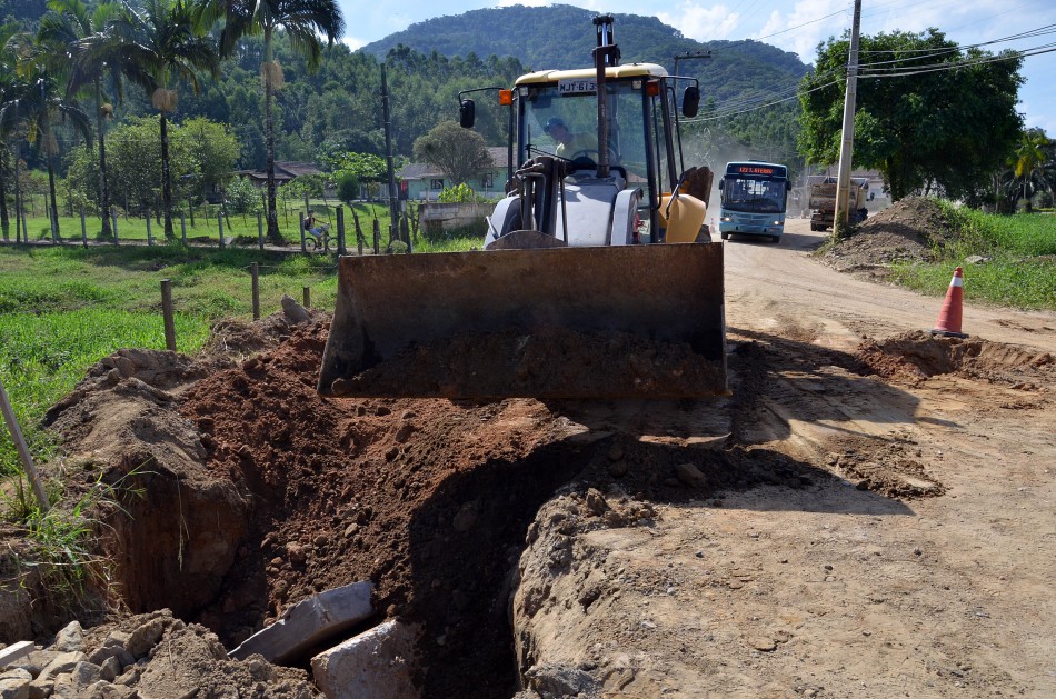 Obras da rua Jacob Ineichen e margem esquerda serão retomadas