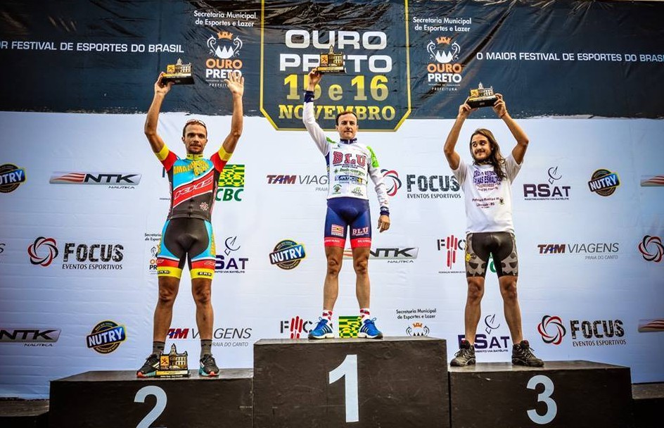 Ciclistas de Blumenau conquistam títulos em Minas Gerais