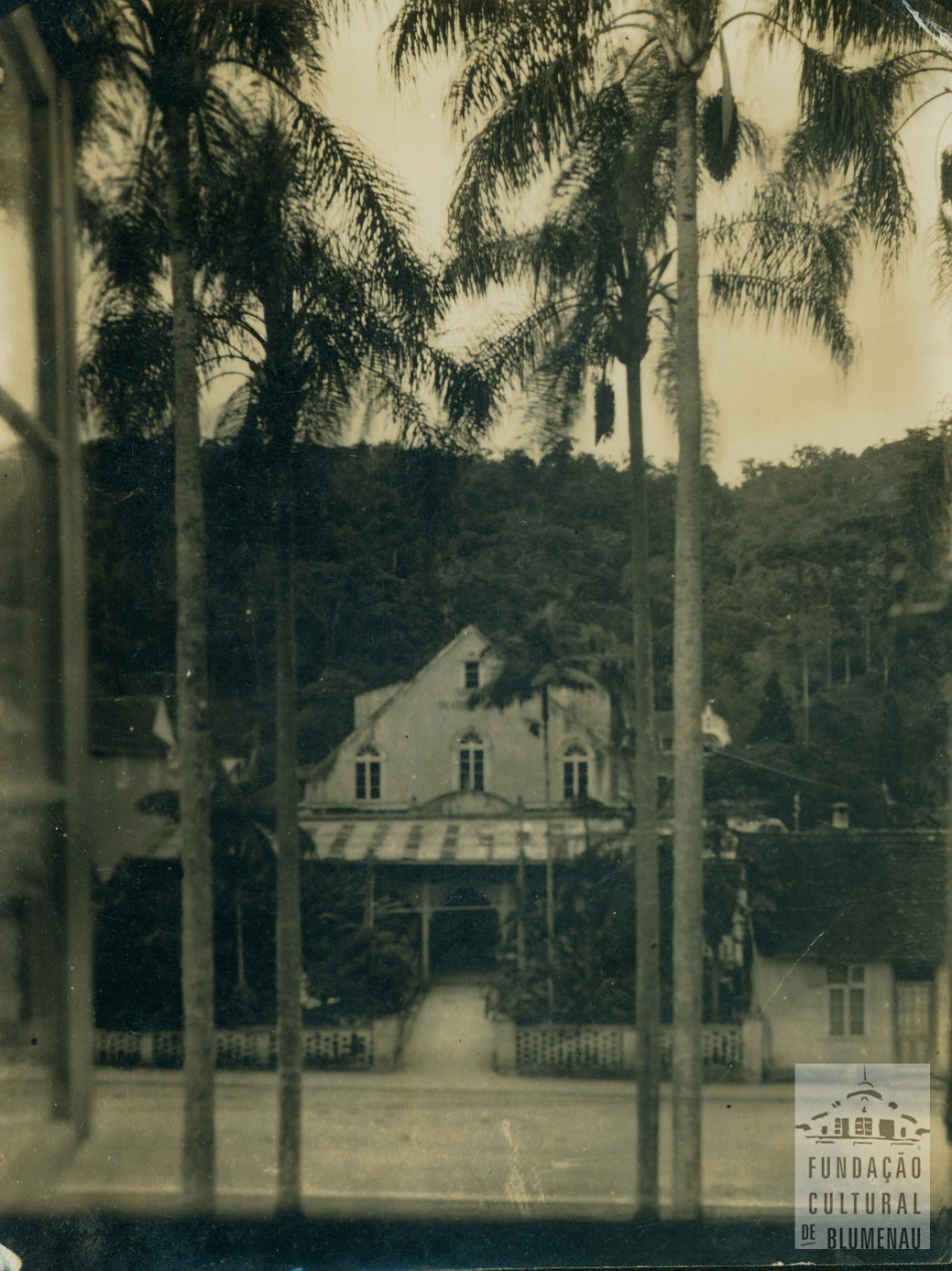 Memória Digital: surge o teatro em Blumenau