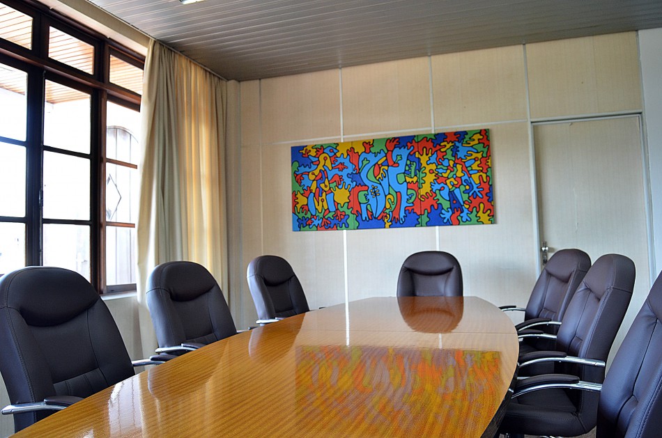 MAB expõe obras no gabinete do prefeito
