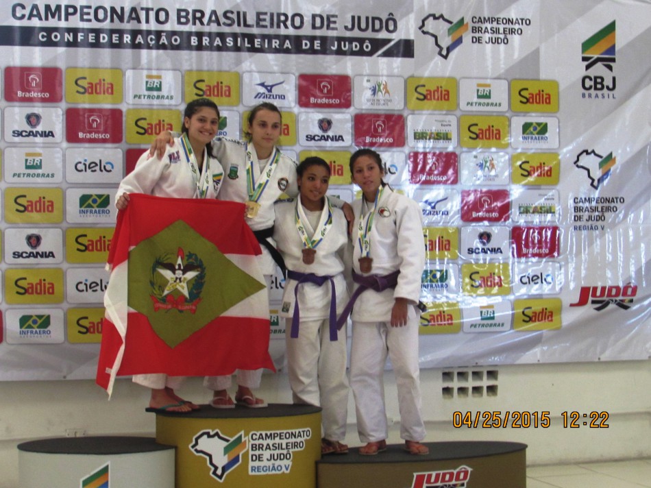 Judocas blumenauenses participam do Campeonato Brasileiro