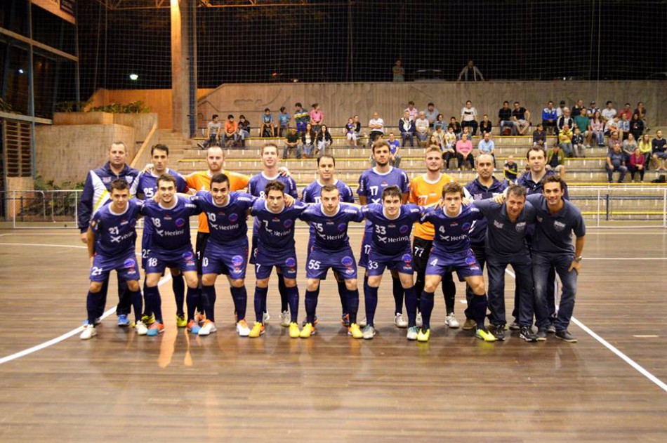 Blumenau empata fora de casa e segue na Liga Nacional de Futsal