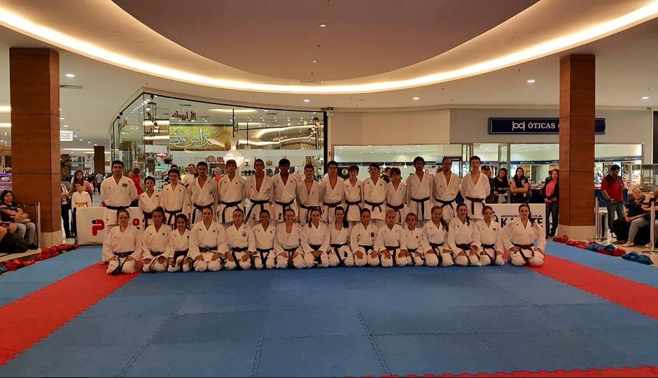 Seleção Brasileira de Karatê treina em Blumenau para o Sul-Americano