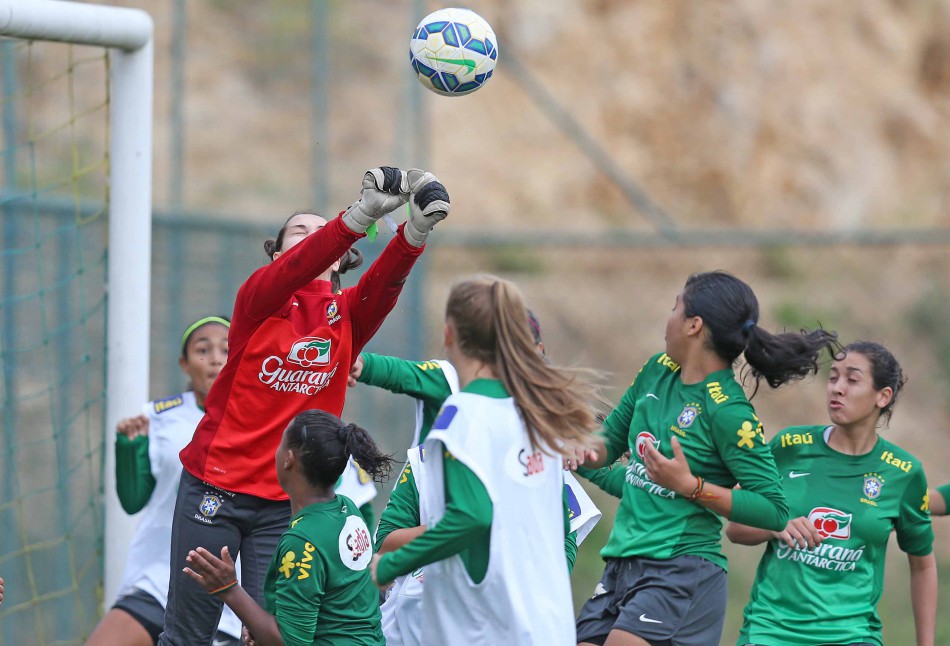 Blumenau tem representante na seleção sub-17 de futebol feminino