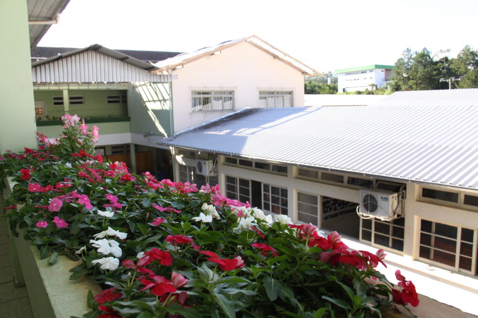 Município investe mais de R$ 4 milhões em obras nas unidades de ensino