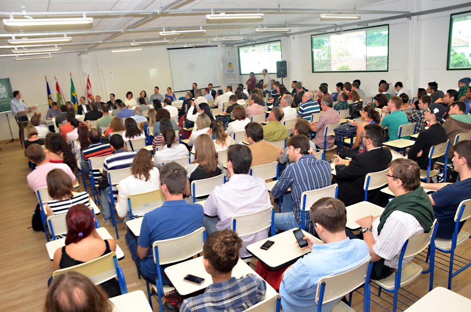 Inaugurada em Blumenau nova sede da UFSC - Campus Vale do Itajaí 