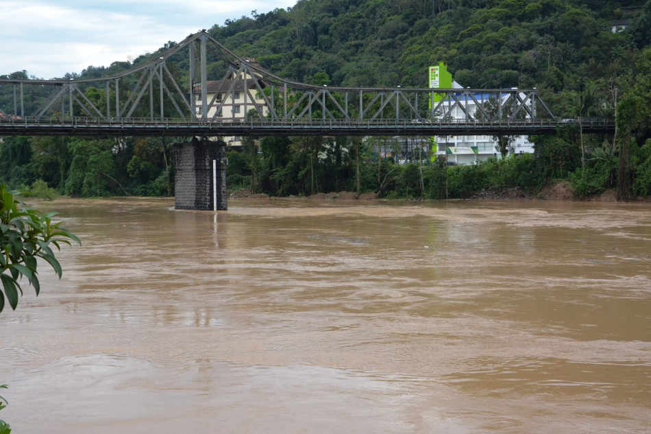 Às 13h nível do Rio Itajaí-Açu aponta 9,02 metros
