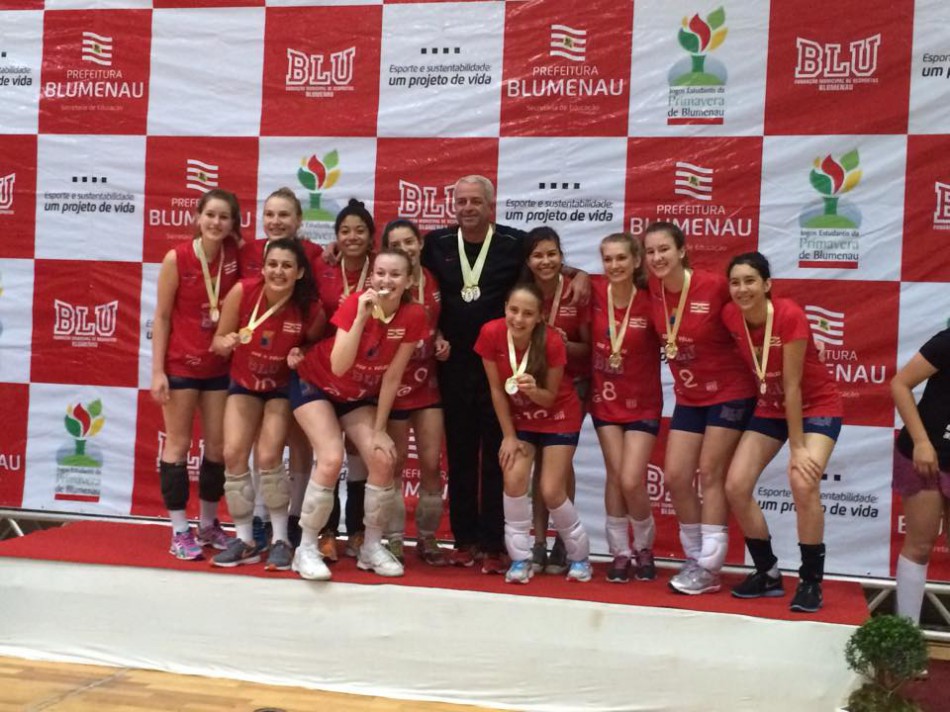 Vôlei de Blumenau disputa fase regional dos Jogos Escolares 