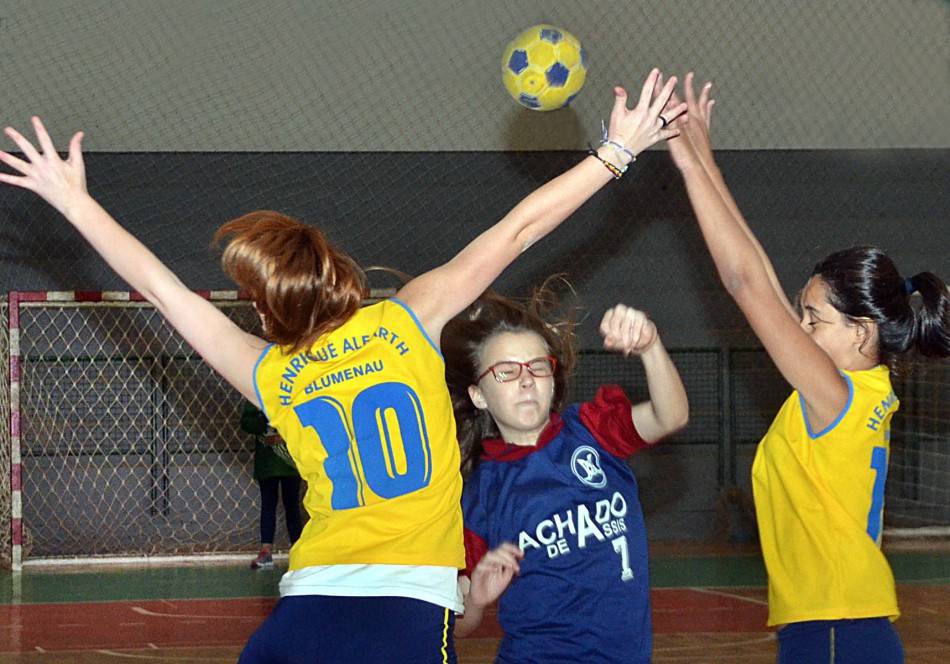 Educação promove Jogos Escolares Municipais de Handebol 