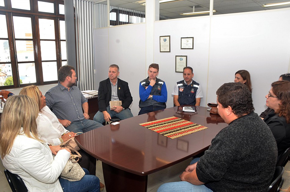 Defesa Civil recebe comitiva de Joinville