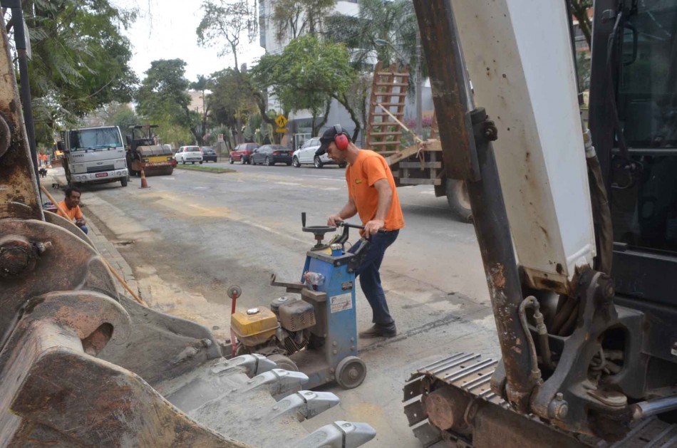 Samae inicia asfaltamento da Alameda Rio Branco