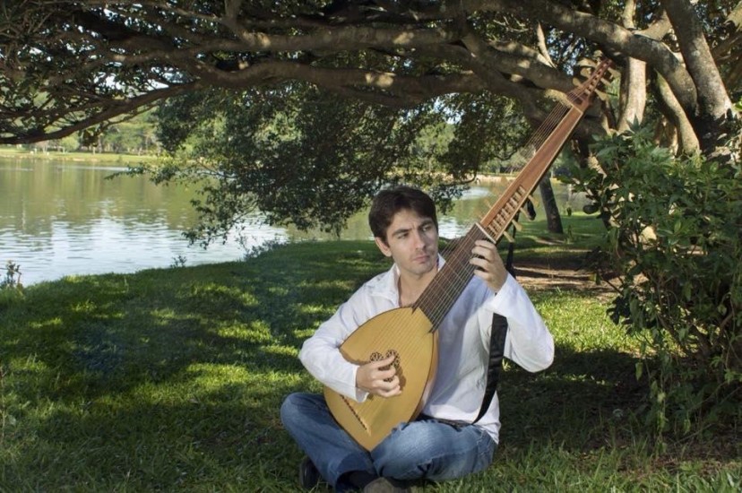 Alexandre Ribeiro faz show inédito em Blumenau