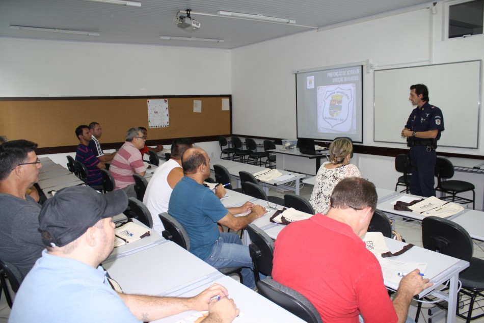 EPTrans realiza curso para motoristas da Secretaria de Saúde
