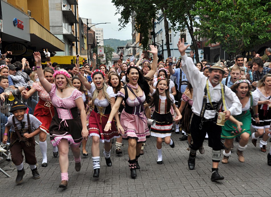 Pesquisa aponta que público aprovou a 33ª Oktoberfest