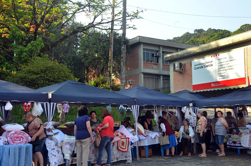 Feira de Trabalhos Manuais reúne 17 Clubes de Mães no Garcia