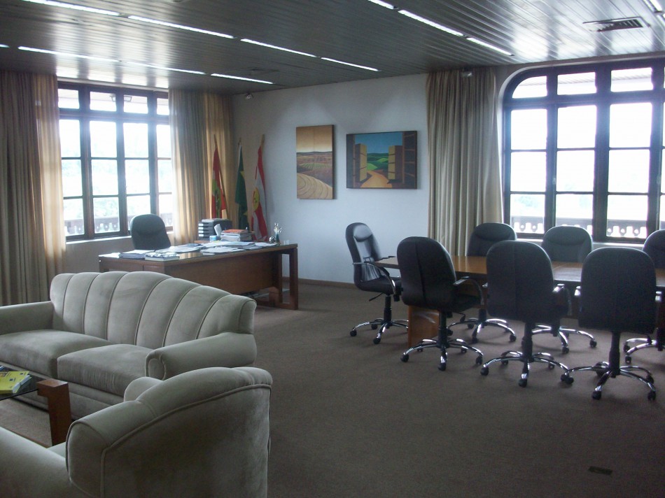 Gabinete do Prefeito abre temporada de exposições