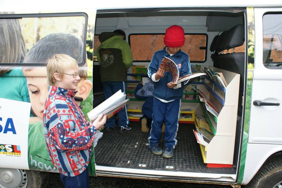 Kombi da Biblioteca Ambulante circula na próxima semana