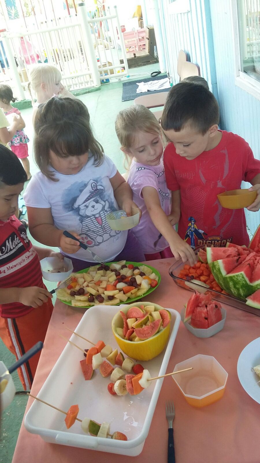 Piquenique incentiva hábitos saudáveis no CEI Walter Rosemann