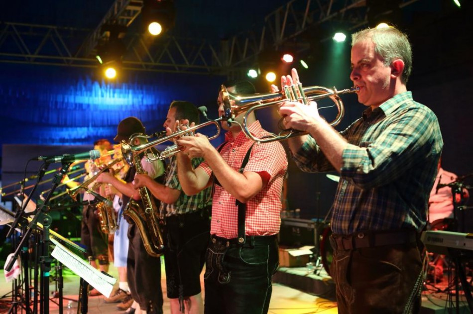 Músico alemão fará visita técnica às bandas de Blumenau e região