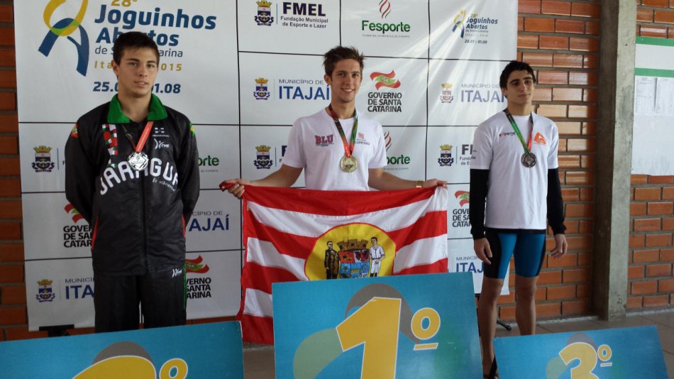 Nadador de Blumenau é convocado para competição internacional