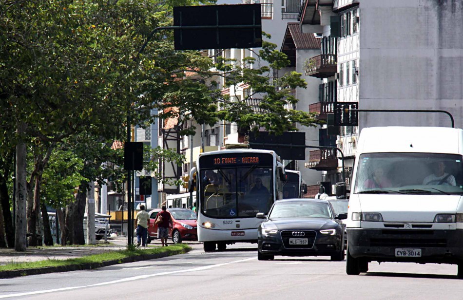 Instituída comissão para elaboração do edital de licitação do transporte