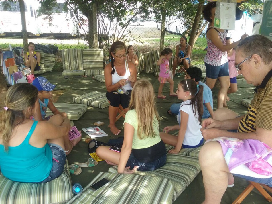 Livros e brinquedos celebram parceria cultural para Parque da Leitura